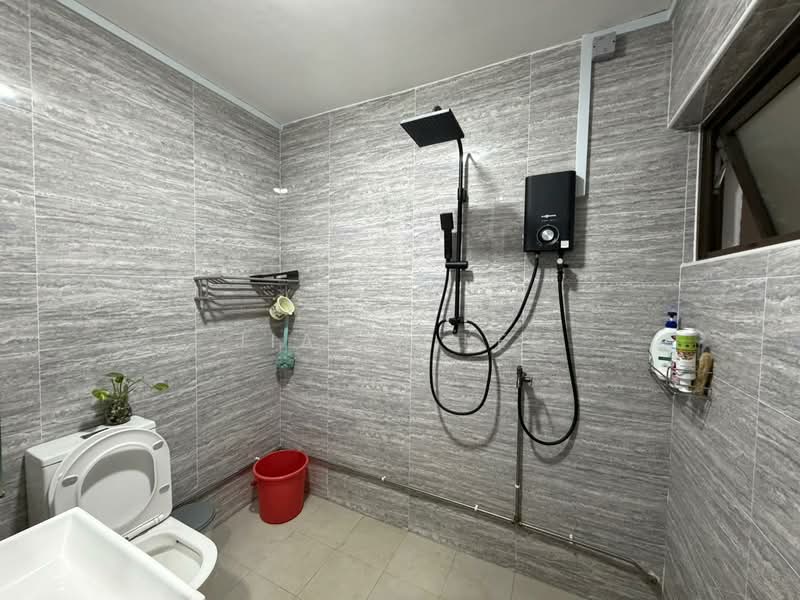 520 Serangoon North Avenue 4, 520 Serangoon North Avenue 4, 3 Bedrooms, 1,583 sqft, HDB Flat For Sale, by Jia Yi Lee, 500111039 - Bathroom - PropertyGuru.com.sg