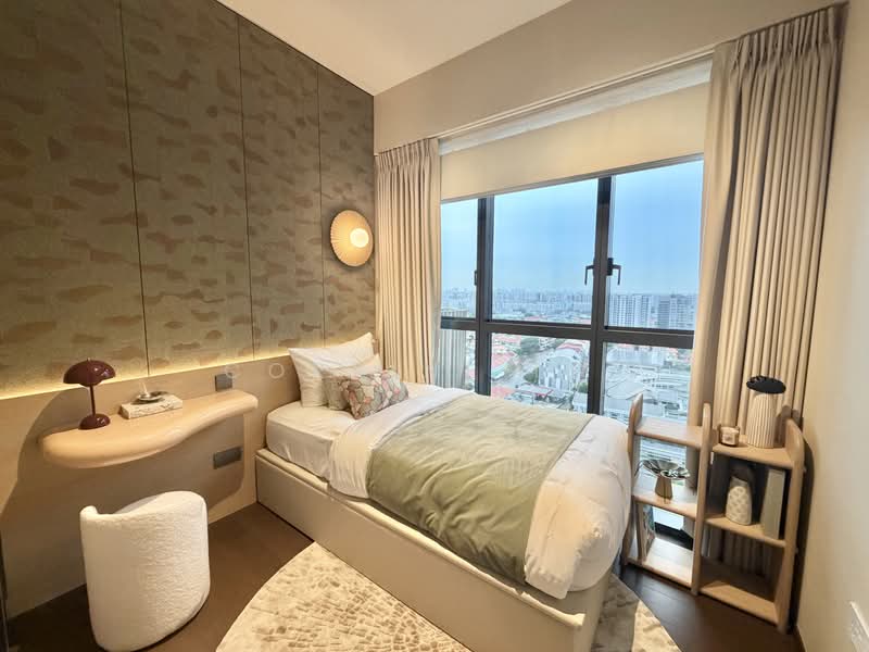 Tembusu Grand, 94 Jalan Tembusu, 5 Bedrooms, 2,691 sqft, Condominium For Sale, by Corrine Lee, 500111062 - Bedroom - PropertyGuru.com.sg