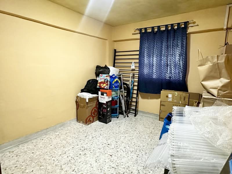44 Chai Chee Street, 44 Chai Chee Street, 2 Bedrooms, 731 sqft, HDB Flat For Sale, by M. Fahmi, 500111068 - Common bedroom - PropertyGuru.com.sg
