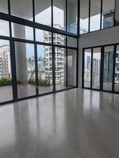 Skypark @ Somerset, 22 Saint Thomas Walk, 4 Bedrooms, 3,347 sqft, Apartment For Rent, by ANNABEL TAN, 500111079 - Balcony - PropertyGuru.com.sg