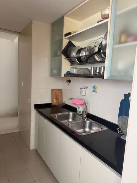 Casa Merah, 62 Tanah Merah Kechil Avenue, 3 Bedrooms, 1,249 sqft, Condominium For Rent, by Cheryl Soh, 500111085 - Kitchen - PropertyGuru.com.sg