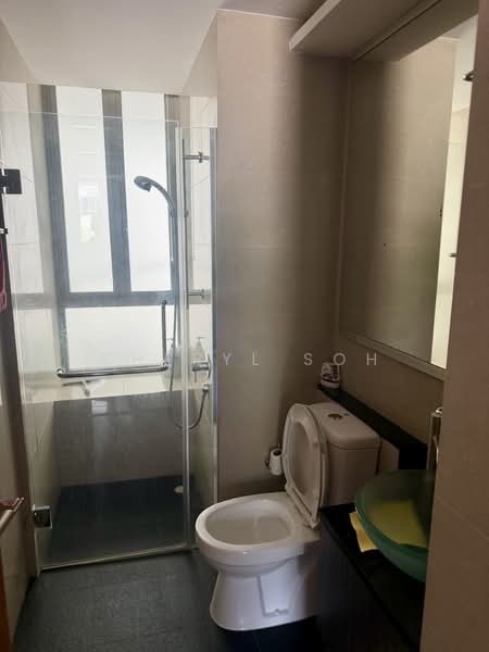 Casa Merah, 62 Tanah Merah Kechil Avenue, 3 Bedrooms, 1,249 sqft, Condominium For Rent, by Cheryl Soh, 500111085 - Common Bathroom - PropertyGuru.com.sg