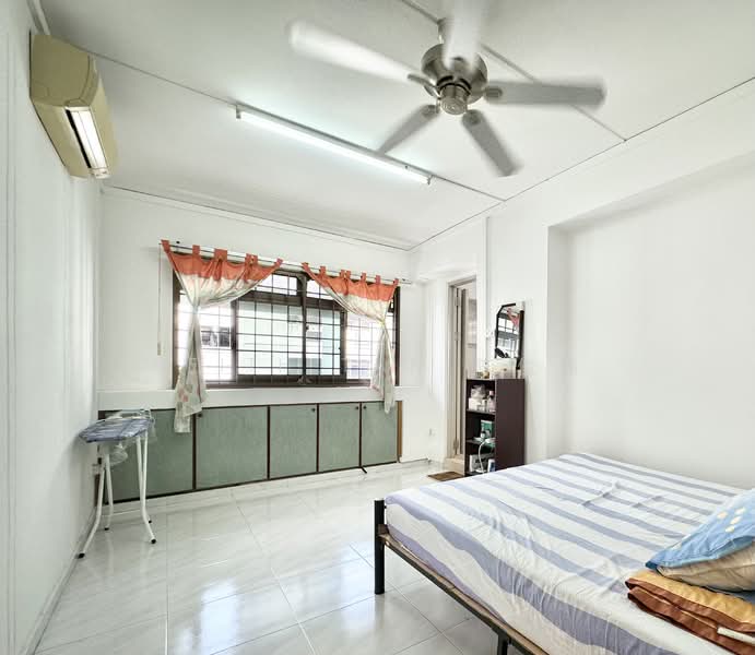 745 Woodlands Circle, 745 Woodlands Circle, 3 Bedrooms, 1,087 sqft, HDB Flat For Sale, by Keith Tan 陈俊伟, 500111094 - Bedroom - PropertyGuru.com.sg