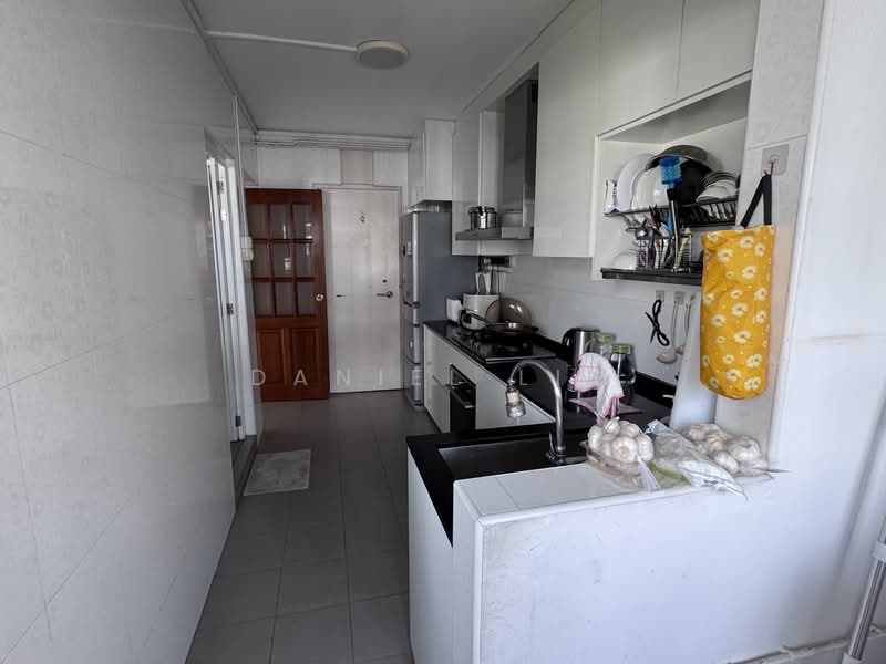 634 Woodlands Ring Road, 634 Woodlands Ring Road, 3 Bedrooms, 1,313 sqft, HDB Flat For Sale, by Daniel Lim, 500111101 - Kitchen - PropertyGuru.com.sg