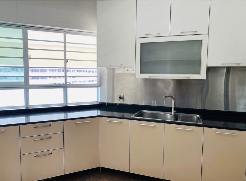 Ivory Heights, 122 Jurong East Street 13, 3 Bedrooms, 1,668 sqft, Condominium For Sale, by Ng Yvonne, 500111130 - Kitchen - PropertyGuru.com.sg