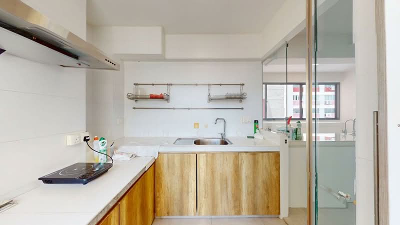 114 Lengkong Tiga, 114 Lengkong Tiga, 3 Bedrooms, 1,339 sqft, HDB Flat For Rent, by John Chong, 500111131 - Kitchen - PropertyGuru.com.sg