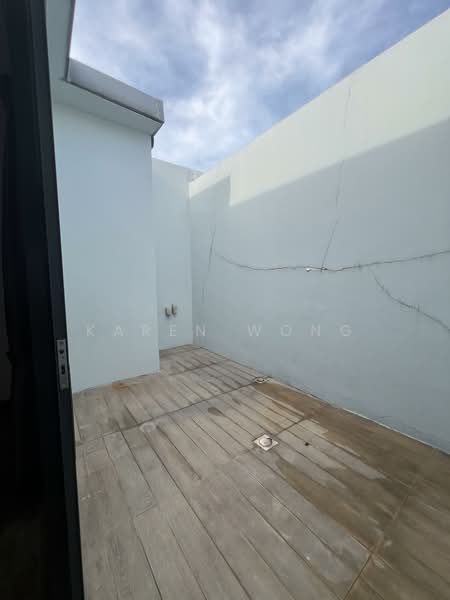 Presto @ Upper Serangoon, 528 Upper Serangoon Road, 2 Bedrooms, 915 sqft, Condominium For Rent, by Karen Wong, 500111141 - Exterior - PropertyGuru.com.sg