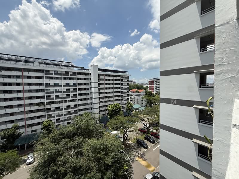 124 Hougang Avenue 1, 124 Hougang Avenue 1, 2 Bedrooms, 721 sqft, HDB Flat For Rent, by Nicholas Lim, 500111142 - Exterior - PropertyGuru.com.sg