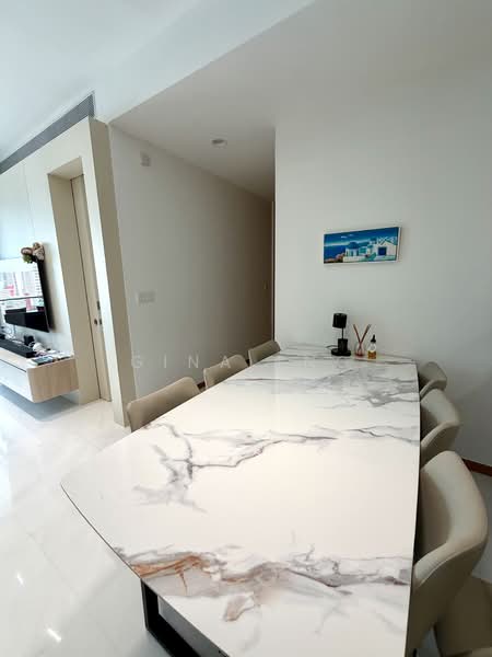 Concourse Skyline, 300 Beach Road, 2 Bedrooms, 1,152 sqft, Condominium For Sale, by Gina Tng, 500111153 - Dining Room - PropertyGuru.com.sg