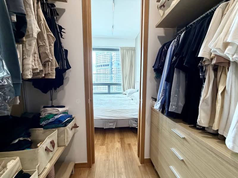 Concourse Skyline, 300 Beach Road, 2 Bedrooms, 1,152 sqft, Condominium For Sale, by Gina Tng, 500111153 - Bedroom - PropertyGuru.com.sg