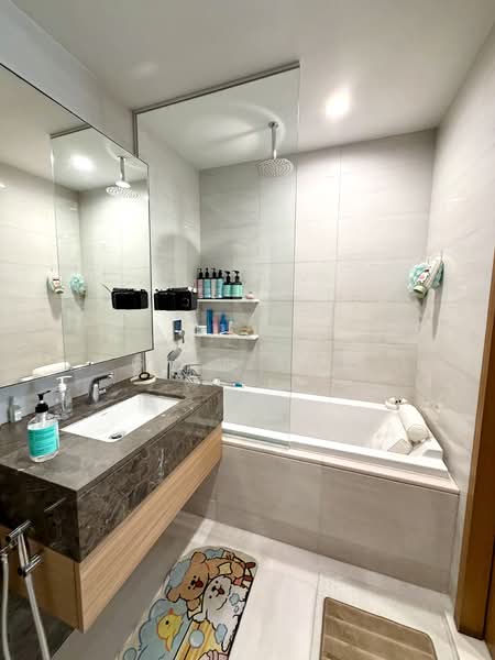 Concourse Skyline, 300 Beach Road, 2 Bedrooms, 1,152 sqft, Condominium For Sale, by Gina Tng, 500111153 - PropertyGuru.com.sg