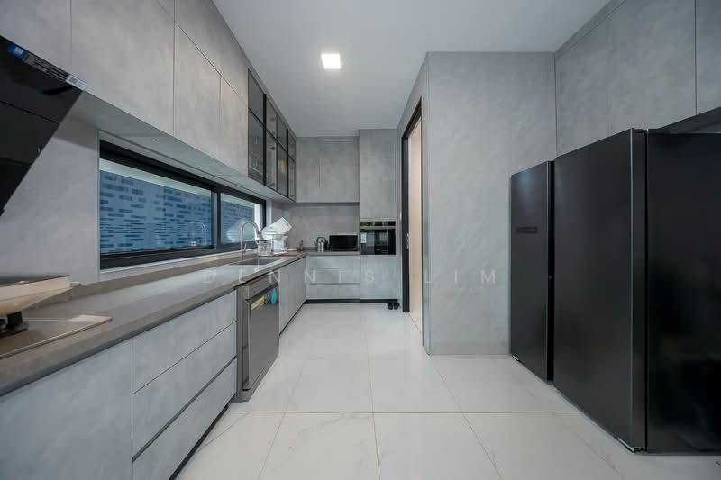 Chartwell Drive Semi-D, , 8 Bedrooms, 9,600 sqft, Semi-Detached House For Sale, by Dennis Lim, 500111159 - Kitchen - PropertyGuru.com.sg