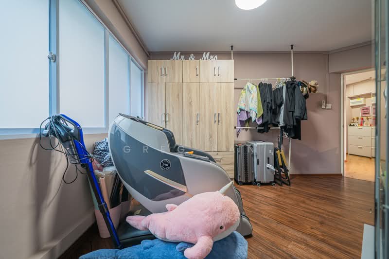 421 Hougang Avenue 10, 421 Hougang Avenue 10, 3 Bedrooms, 1,162 sqft, HDB Flat For Sale, by Greg Pan, 500111162 - Interior - PropertyGuru.com.sg