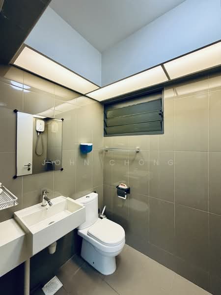 308C Punggol Walk, 308C Punggol Walk, 3 Bedrooms, 1,206 sqft, HDB Flat For Rent, by John Chong, 500111174 - Bathroom - PropertyGuru.com.sg