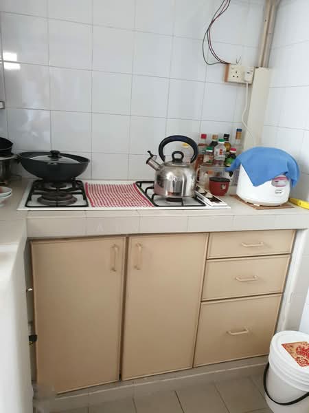 128 Lorong 1 Toa Payoh, 128 Lorong 1 Toa Payoh, Room Rental, 250 sqft, HDB Flat For Rent, by Alvin ., 500111176 - Kitchen - PropertyGuru.com.sg