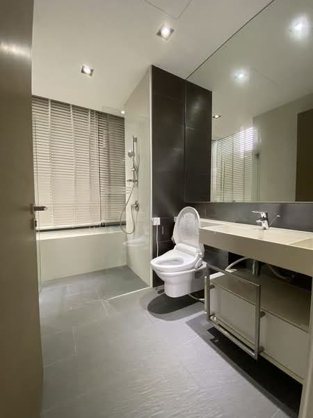 The Trizon, 8 Ridgewood Close, 3 Bedrooms, 2,110 sqft, Condominium For Rent, by He Yifei, 500111180 - Bathroom - PropertyGuru.com.sg