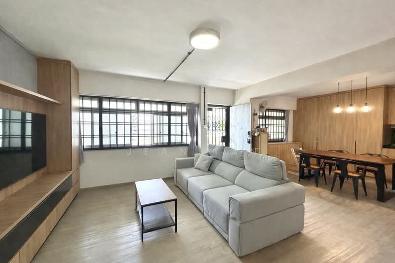 For Sale - 316 Tampines Street 33