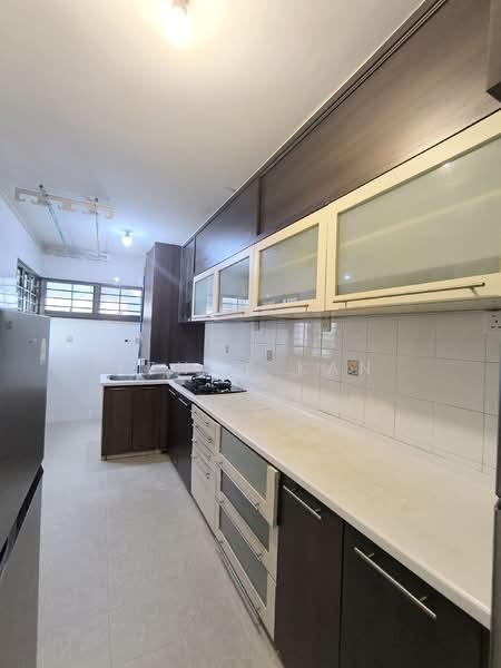 323C Sengkang East Way, 323C Sengkang East Way, 3 Bedrooms, 1,184 sqft, HDB Flat For Rent, by Kenny Kan, 500111199 - Kitchen - PropertyGuru.com.sg