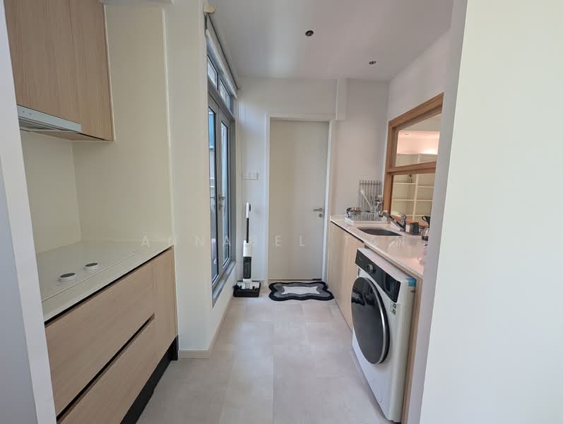 Regency Suites, 36 Kim Tian Road, 2 Bedrooms, 950 sqft, Apartment For Rent, by ANNABEL TAN, 500111217 - Kitchen - PropertyGuru.com.sg