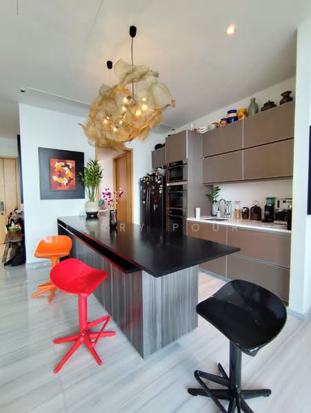 Cube 8, 376 Thomson Road, 4 Bedrooms, 3,229 sqft, Condominium For Sale, by Terry Pour, 500111218 - Kitchen - PropertyGuru.com.sg