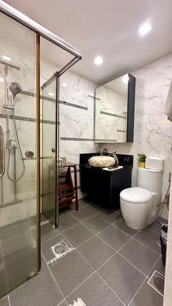 525 Serangoon North Avenue 4, 525 Serangoon North Avenue 4, 3 Bedrooms, 1,582 sqft, HDB Flat For Sale, by Joycelyn Wong 黄琪棋, 500111247 - Bathroom - PropertyGuru.com.sg