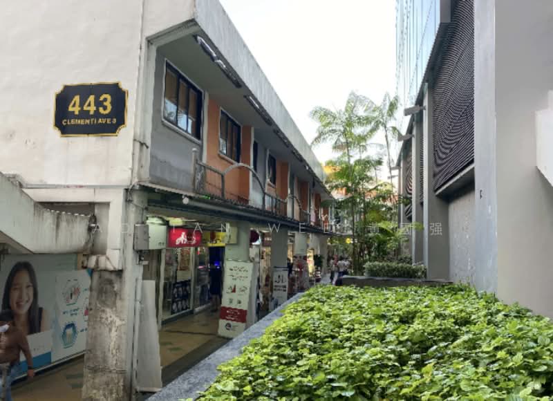 Block 443 Clementi Avenue 3, Clementi Avenue 3, 700 sqft, Shop / Shophouse For Rent, by Adrian Wee 黄國强, 500111257 - Exterior - CommercialGuru.com.sg