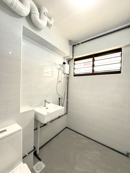 477 Pasir Ris Drive 6, 477 Pasir Ris Drive 6, Room Rental, 120 sqft, HDB Flat For Rent, by Steven Choo, 500111258 - Bathroom - PropertyGuru.com.sg