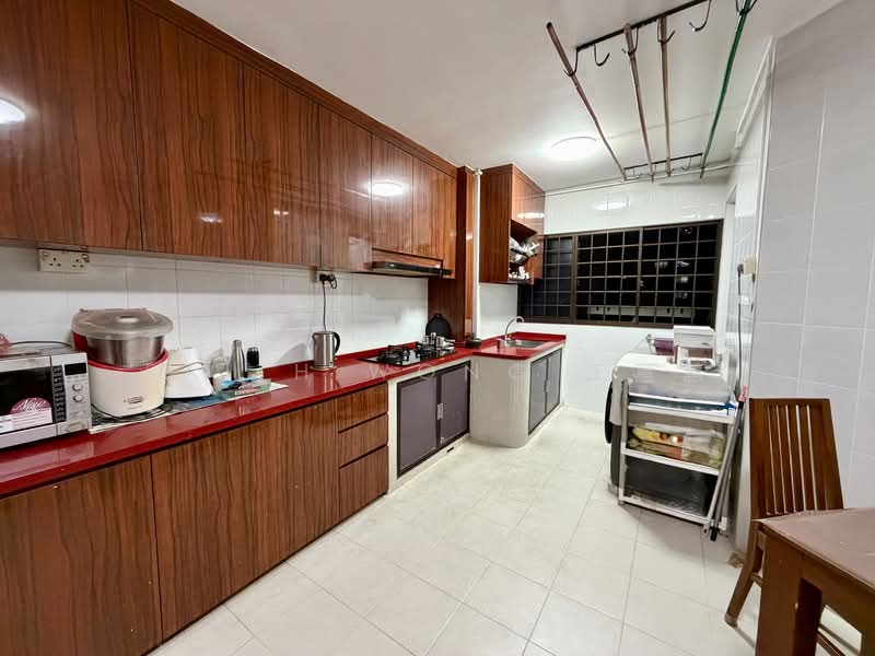 104 Bukit Purmei Road, 104 Bukit Purmei Road, 2 Bedrooms, 828 sqft, HDB Flat For Sale, by Faith Wong 王蕙蕙, 500111261 - Kitchen - PropertyGuru.com.sg