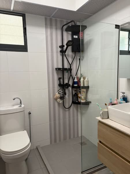 464A Clementi Avenue 1, 464A Clementi Avenue 1, Room Rental, 150 sqft, HDB Flat For Rent, by Eunice Koh, 500111263 - Bathroom - PropertyGuru.com.sg