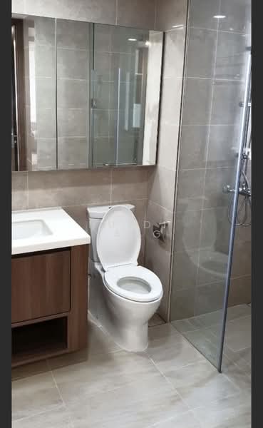 Kingsford Waterbay, Upper Serangoon View, 3 Bedrooms, 883 sqft, Condominium For Rent, by Huidi Yang, 500111265 - Bathroom - PropertyGuru.com.sg