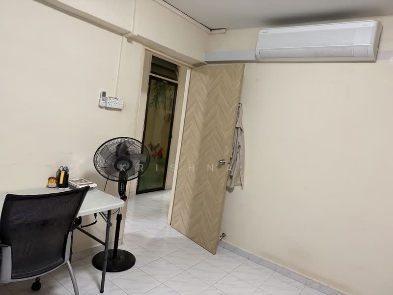 264 Jurong East Street 24, 264 Jurong East Street 24, 2 Bedrooms, 731 sqft, HDB Flat For Sale, by Krishna ., 500111267 - Interior - PropertyGuru.com.sg