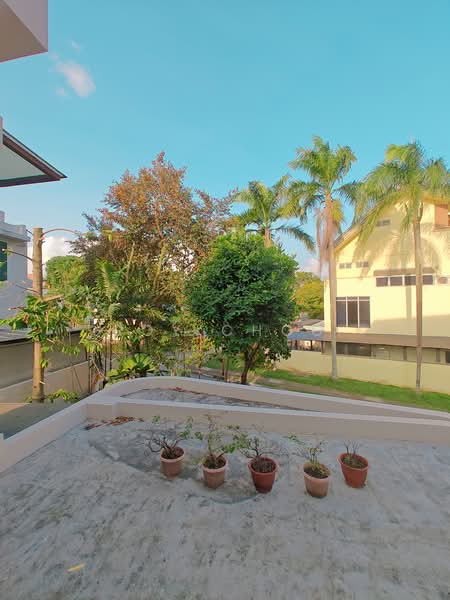 Leith Road, Leith Road, 5 Bedrooms, 3,800 sqft, Semi-Detached House For Rent, by Roy Choo, 500111268 - Exterior - PropertyGuru.com.sg