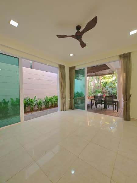 Leith Road, Leith Road, 5 Bedrooms, 3,800 sqft, Semi-Detached House For Rent, by Roy Choo, 500111268 - Living Room - PropertyGuru.com.sg