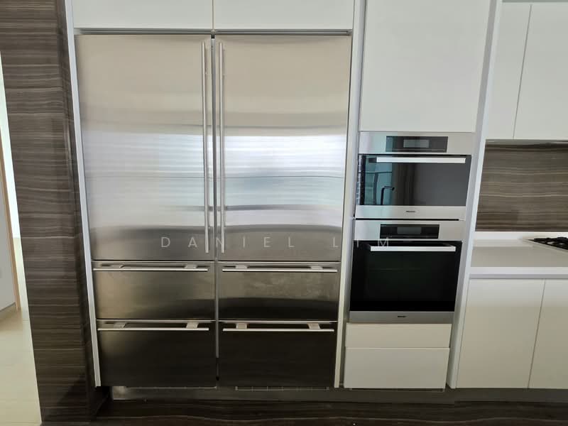 Ardmore 3, 3 Ardmore Park, 3 Bedrooms, 1,776 sqft, Condominium For Sale, by Daniel Lim, 500111277 - Kitchen - PropertyGuru.com.sg