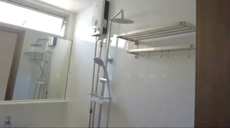 CityLife @ Tampines, 57 Tampines Central 7, 3 Bedrooms, 902 sqft, Executive Condominium For Rent, by Steven Choo, 500111282 - Bathroom - PropertyGuru.com.sg