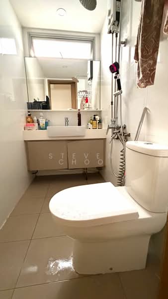 CityLife @ Tampines, 57 Tampines Central 7, 2 Bedrooms, 902 sqft, Executive Condominium For Rent, by Steven Choo, 500111282 - Bathroom - PropertyGuru.com.sg