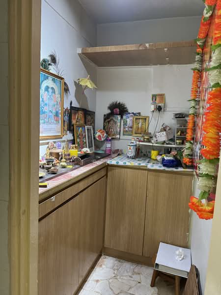 264 Jurong East Street 24, 264 Jurong East Street 24, 2 Bedrooms, 732 sqft, HDB Flat For Sale, by Krishna ., 500111283 - Interior - PropertyGuru.com.sg