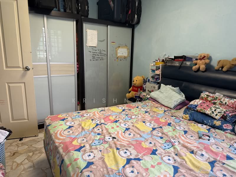 264 Jurong East Street 24, 264 Jurong East Street 24, 2 Bedrooms, 732 sqft, HDB Flat For Sale, by Krishna ., 500111283 - Bedroom - PropertyGuru.com.sg