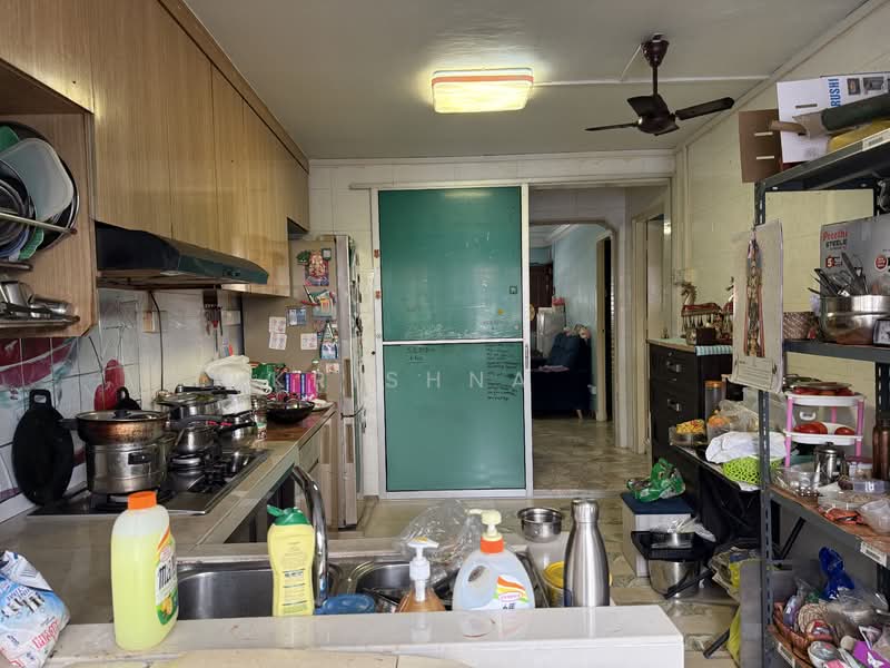 264 Jurong East Street 24, 264 Jurong East Street 24, 2 Bedrooms, 732 sqft, HDB Flat For Sale, by Krishna ., 500111283 - Kitchen - PropertyGuru.com.sg