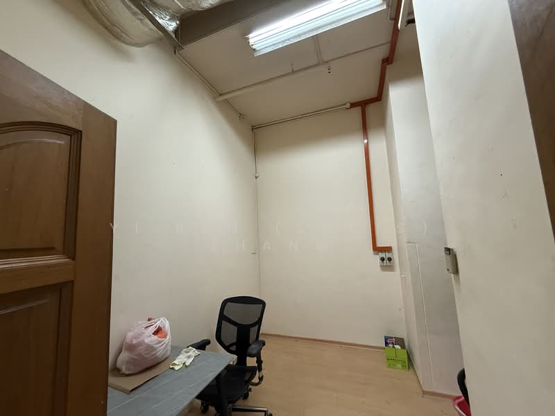 Ubi Techpark, 10 Ubi Crescent, Eunos / Geylang / Paya Lebar, 700 sqft, Light Industrial (B1) For Rent, by Yi Ran (Louis) Zhang, 500111294 - Interior - CommercialGuru.com.sg
