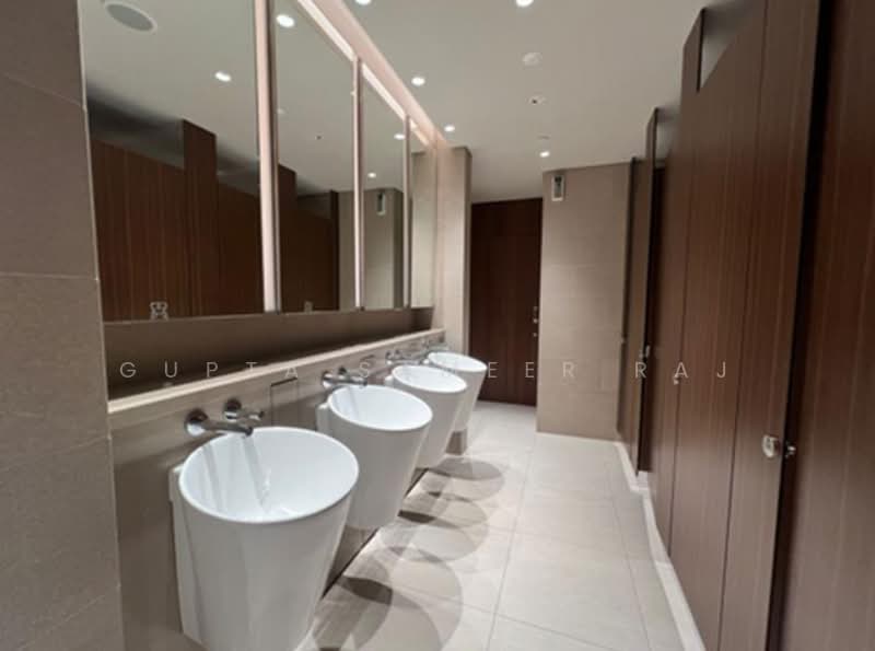 Capital Square, 23 Church Street, 9,774 sqft, Office For Rent, by Gupta Sameer Raj, 500111301 - Bathroom - CommercialGuru.com.sg