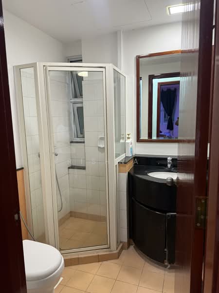 Euphony Gardens, 1 Jalan Mata Ayer, 2 Bedrooms, 980 sqft, Condominium For Rent, by Krishna ., 500111305 - Bathroom - PropertyGuru.com.sg