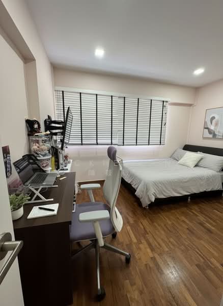 405 Jurong West Street 42, 405 Jurong West Street 42, 3 Bedrooms, 1,689 sqft, HDB Flat For Sale, by Jackie Tan 陳筱薇, 500111307 - Bedroom - PropertyGuru.com.sg