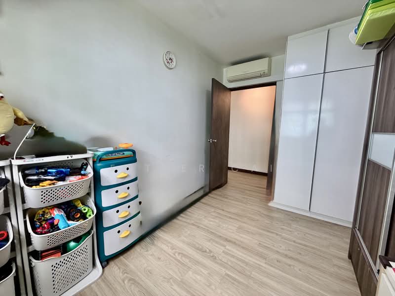 470A Upper Serangoon Crescent, 470A Upper Serangoon Crescent, 3 Bedrooms, 990 sqft, HDB Flat For Sale, by Esther Cai, 500111309 - Bedroom - PropertyGuru.com.sg
