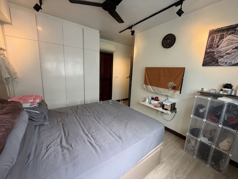 470A Upper Serangoon Crescent, 470A Upper Serangoon Crescent, 3 Bedrooms, 990 sqft, HDB Flat For Sale, by Esther Cai, 500111309 - Bedroom - PropertyGuru.com.sg