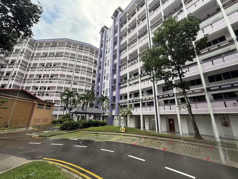 542 Serangoon North Avenue 4, 542 Serangoon North Avenue 4, 4 Bedrooms, 1,582 sqft, HDB Flat For Sale, by Desmond Lee, 500111336 - Exterior - PropertyGuru.com.sg