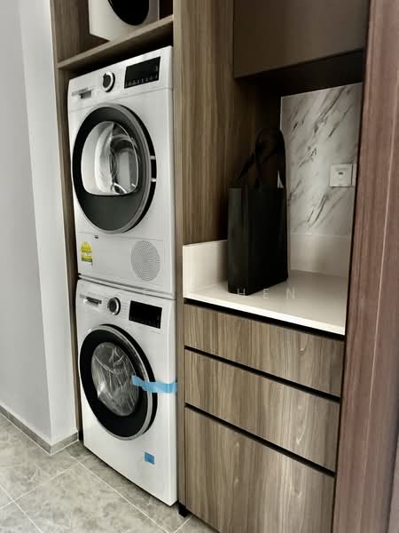 Bartley Vue, 8 Jalan Bunga Rampai, 3 Bedrooms, 947 sqft, Condominium For Sale, by Joey Chen, 500111339 - Interior - PropertyGuru.com.sg