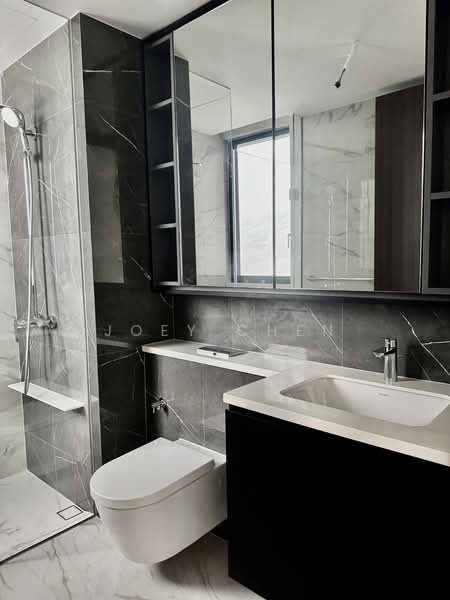 Bartley Vue, 8 Jalan Bunga Rampai, 3 Bedrooms, 947 sqft, Condominium For Sale, by Joey Chen, 500111339 - Bathroom - PropertyGuru.com.sg