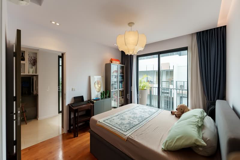 Rezi 35, 20 Lorong 35 Geylang, 4 Bedrooms, 1,647 sqft, Apartment For Sale, by Jenny Lee Siew Chuen, 500111340 - Bedroom - PropertyGuru.com.sg