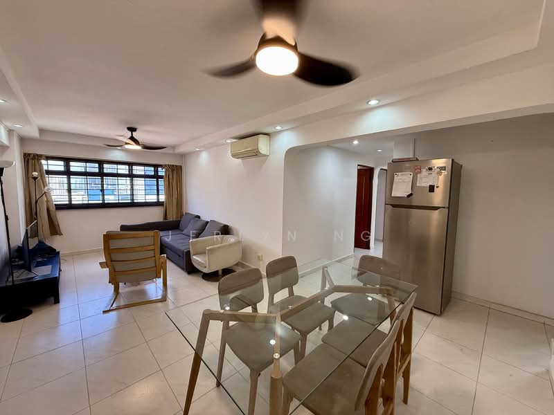 334 Kreta Ayer Road, 334 Kreta Ayer Road, 3 Bedrooms, 893 sqft, HDB Flat For Rent, by Jerlyn Ng, 500111350 - Living Room - PropertyGuru.com.sg